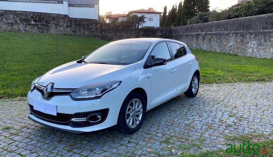 2015' Renault Megane photo #4