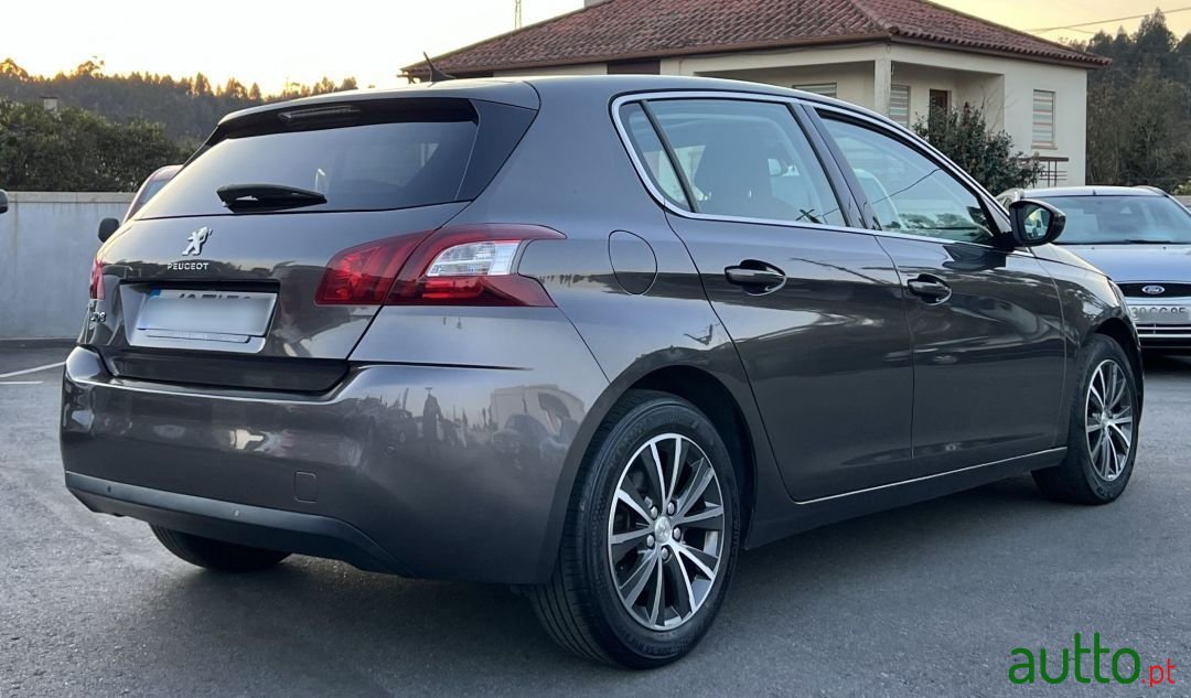 2014' Peugeot 308 photo #4