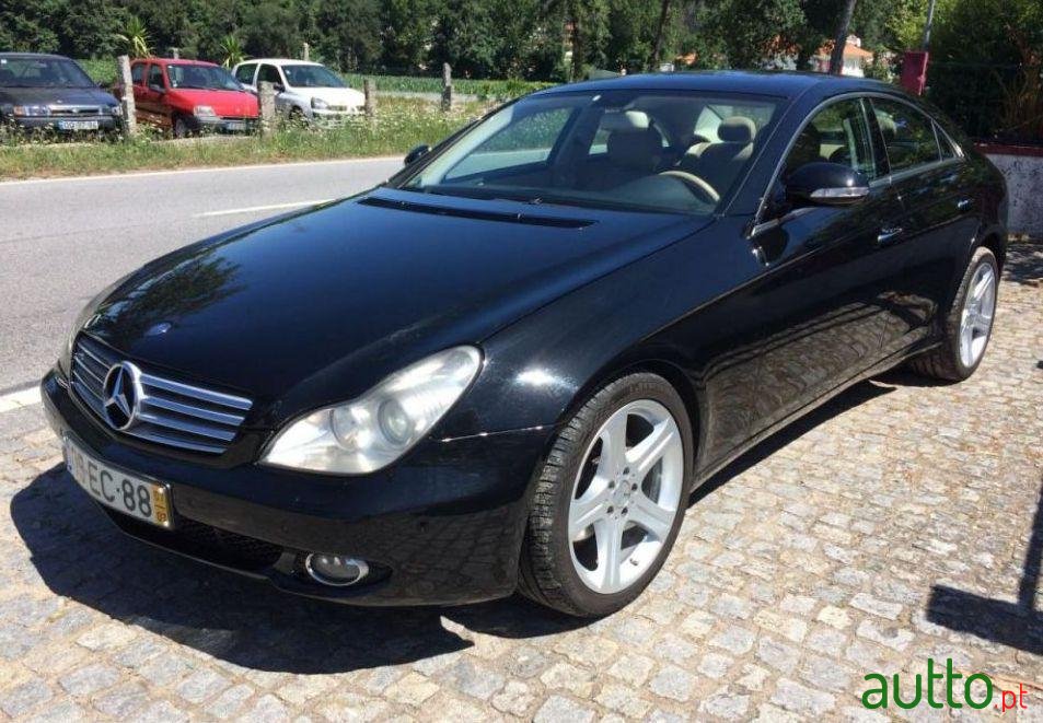 2007' Mercedes-Benz Cls-320 Cdi photo #2