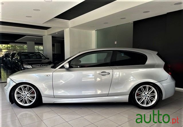 2008' BMW 118 D Pack M photo #4