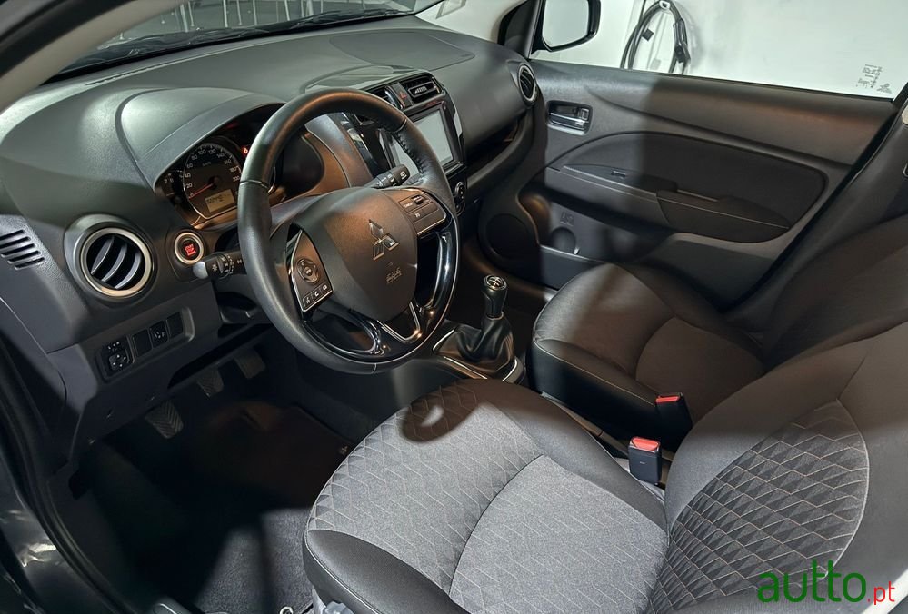 2024' Mitsubishi Space Star photo #6