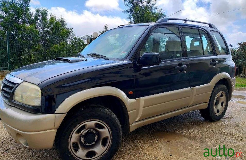 2000' Suzuki Grand Vitara 2.0 Td photo #3