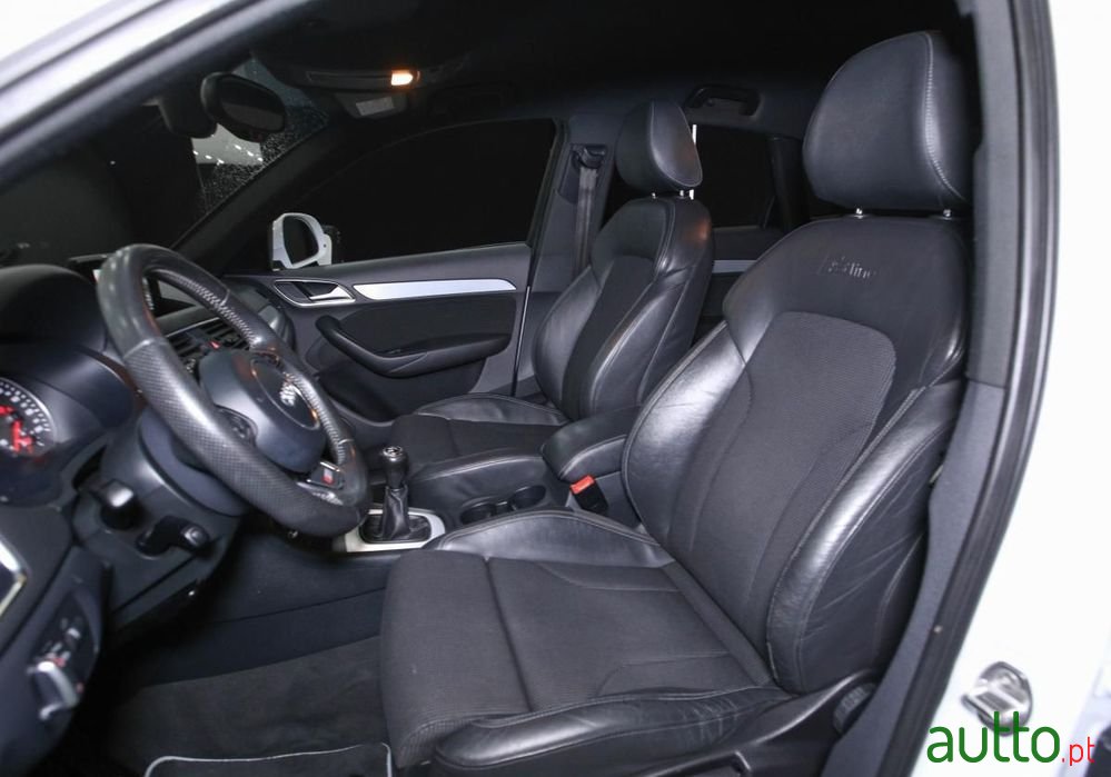 2012' Audi Q3 2.0 Tdi S-Line photo #6