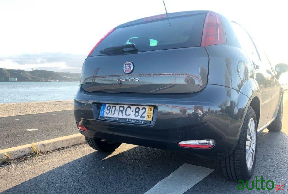 2016' Fiat Punto photo #4