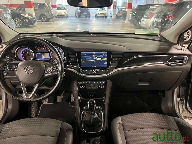 2018' Opel Astra Sports Tourer photo #6