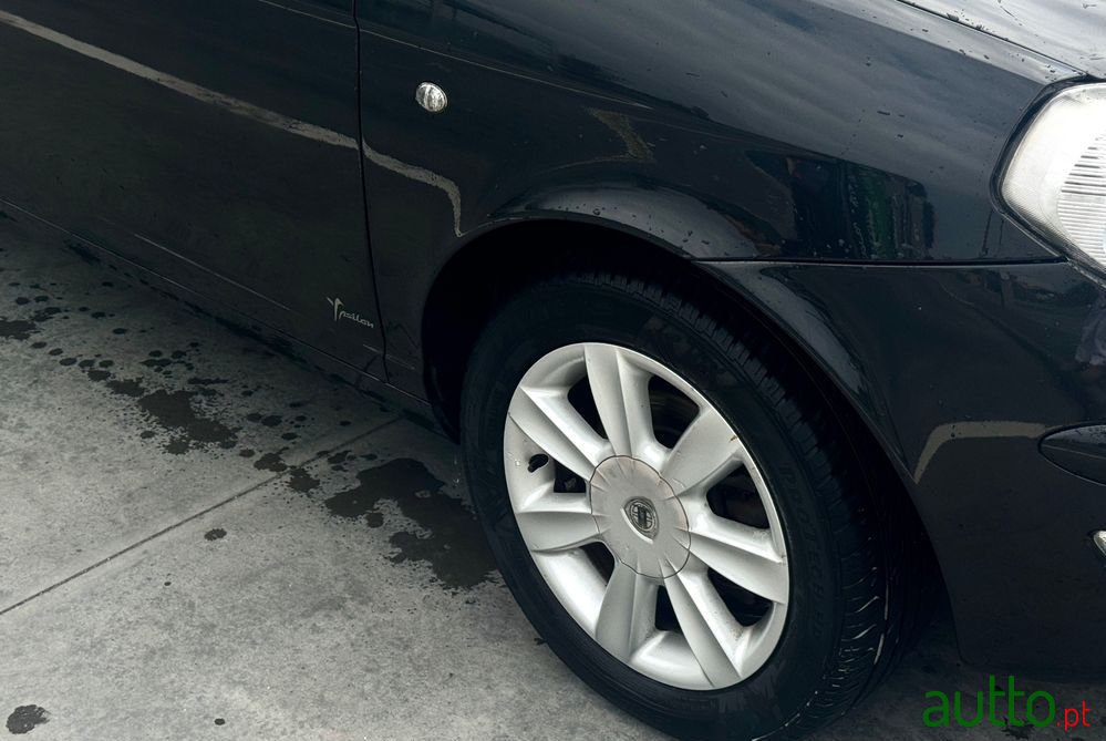 2005' Lancia Ypsilon photo #5