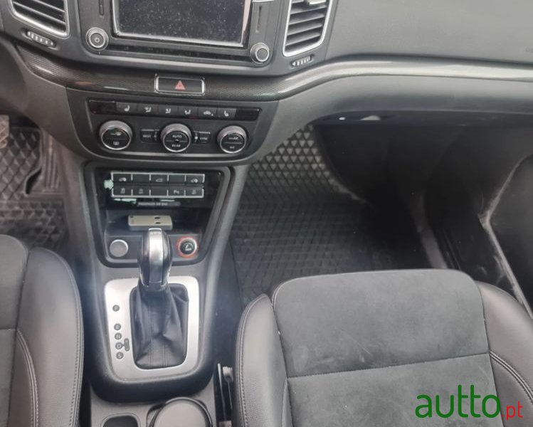 2019' SEAT Alhambra photo #2