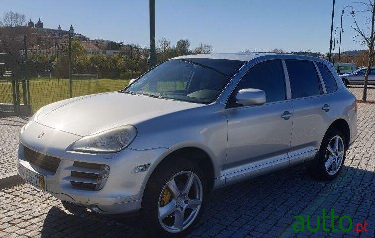 2009' Porsche Cayenne 3.0D photo #2