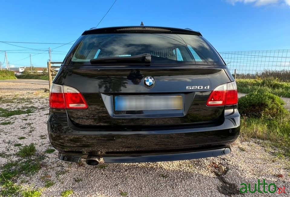 2006' BMW 520 photo #5