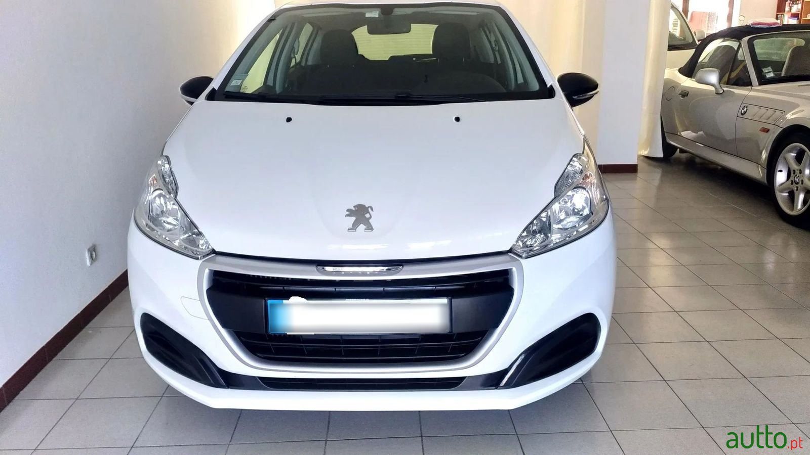 2018' Peugeot 208 photo #3