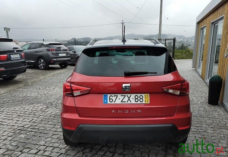 2020' SEAT Arona photo #5