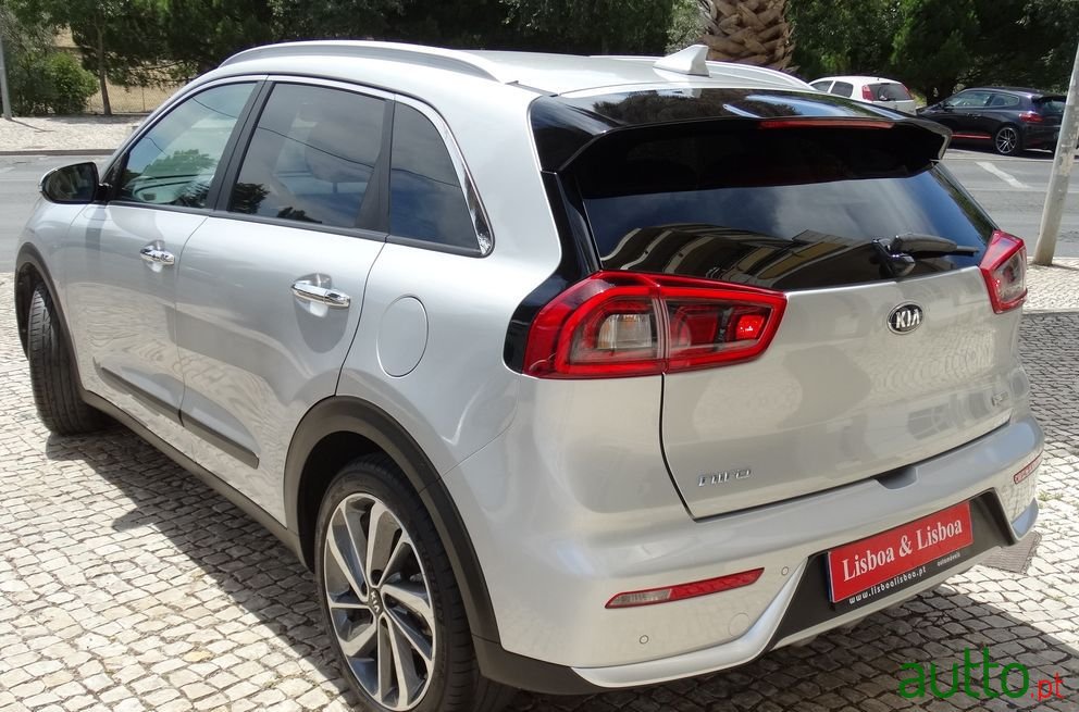 2019' Kia Niro photo #4