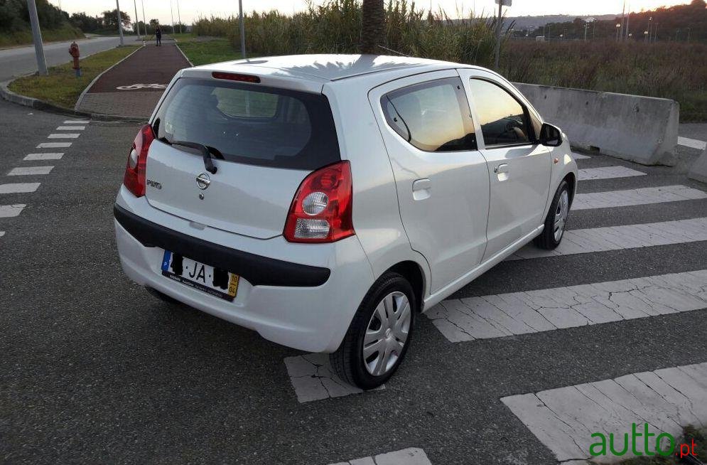 2010' Nissan Pixo photo #2