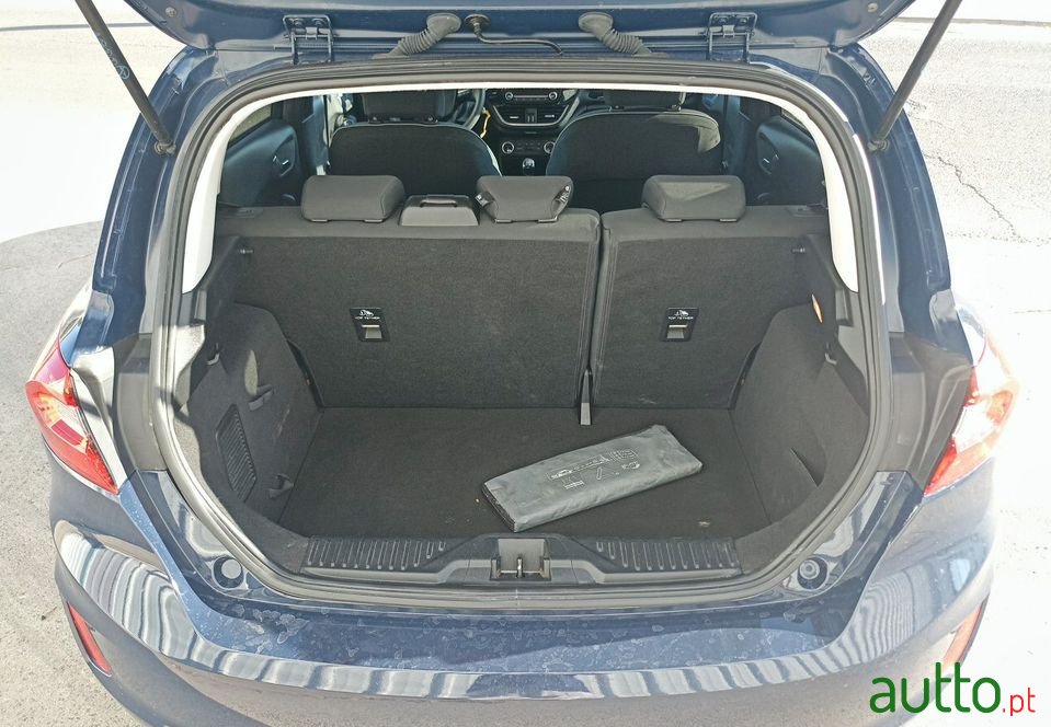 2019' Ford Fiesta photo #6