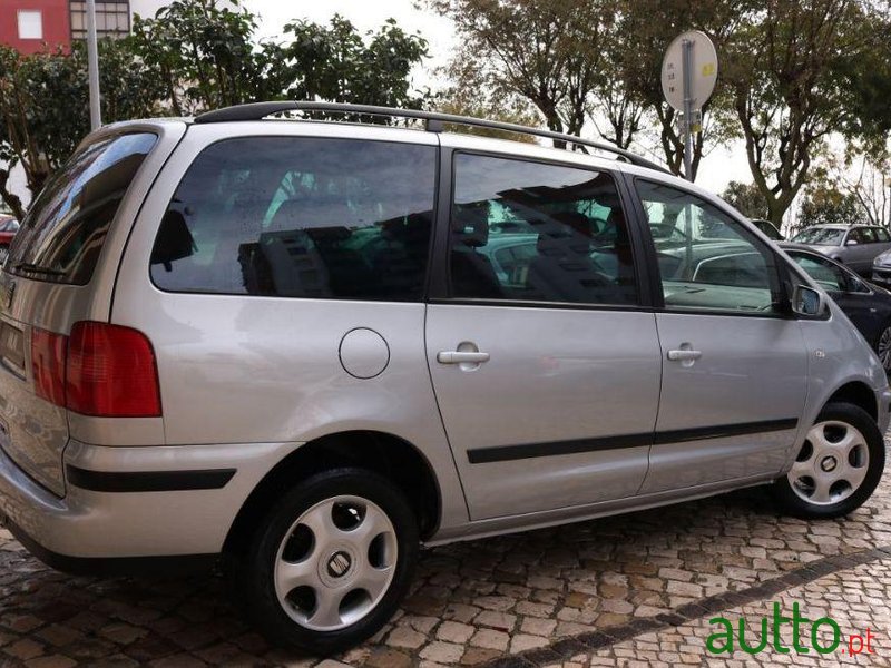 2005' SEAT Alhambra 1.9 Tdi Confort photo #1