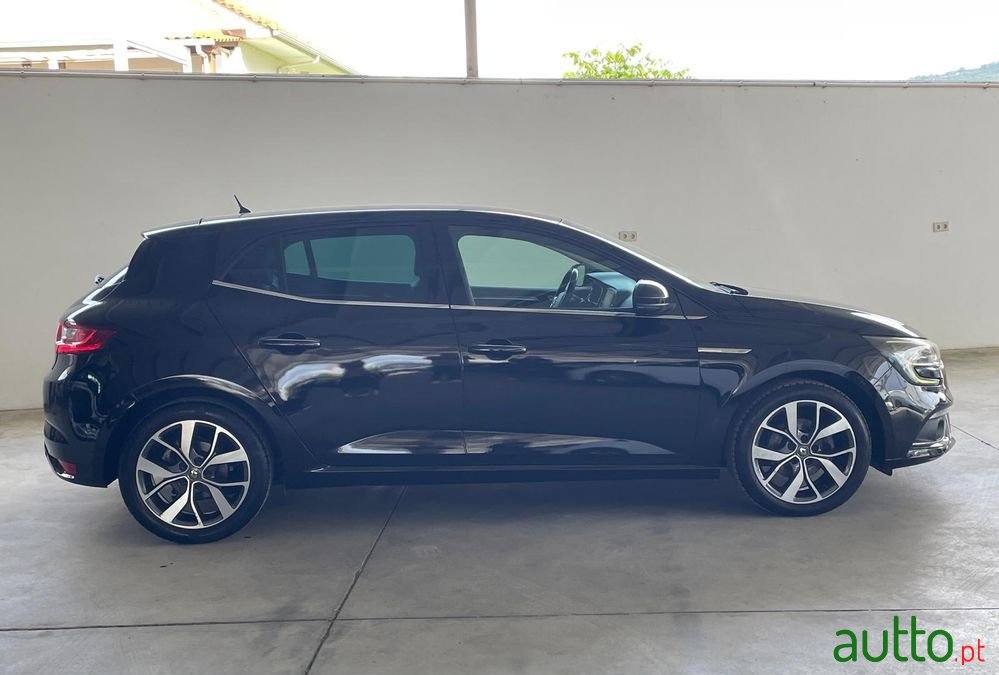 2018' Renault Megane Energy Tce 130 Intens photo #6