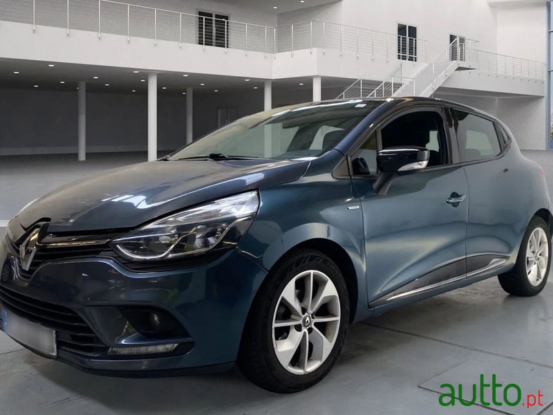 2018' Renault Clio photo #1