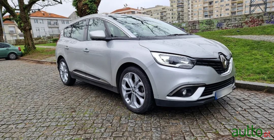 2017' Renault Grand Scenic photo #2