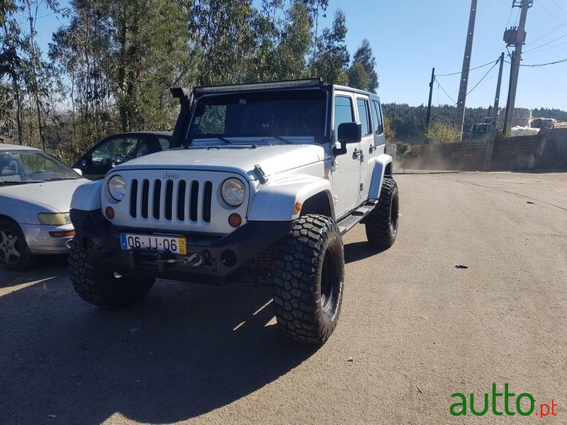 2010' Jeep Wrangler photo #1