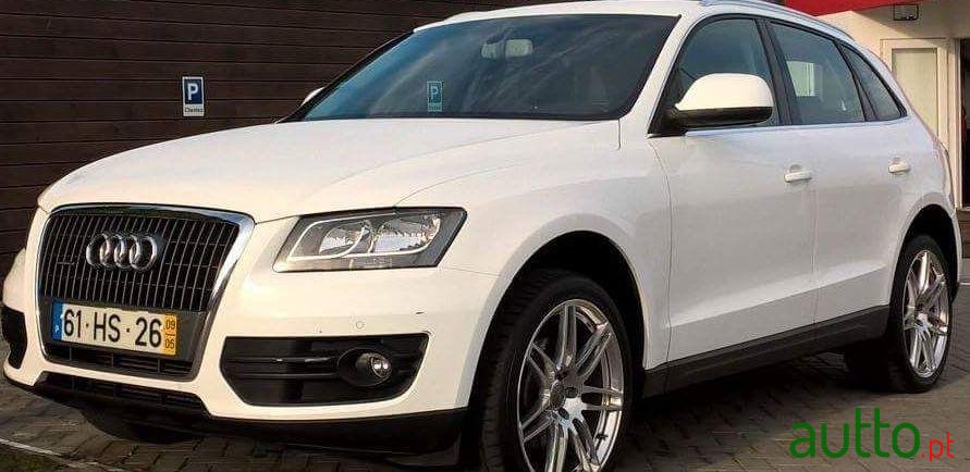 2009' Audi Q5 photo #1