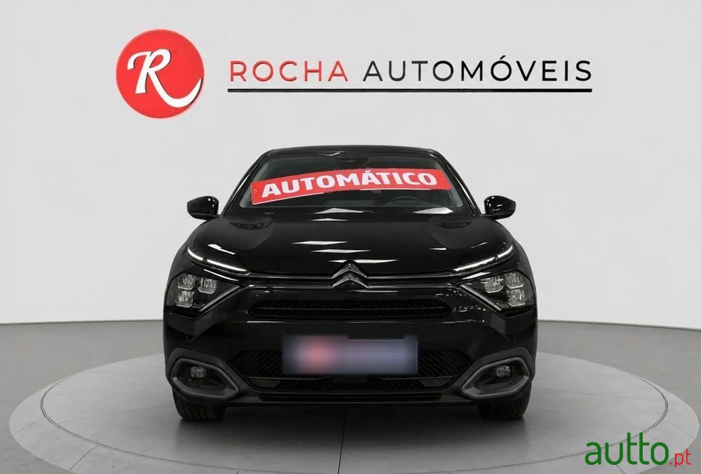 2023' Citroen C4 X photo #2