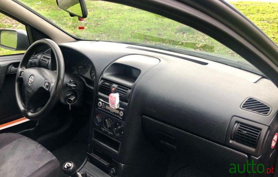 1998' Opel Astra 1.4I Club photo #2