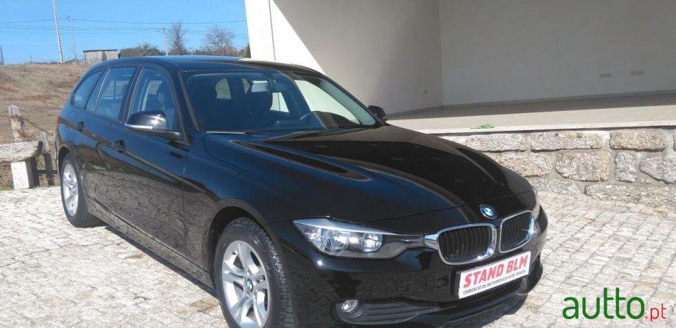 2013' BMW 316 photo #1