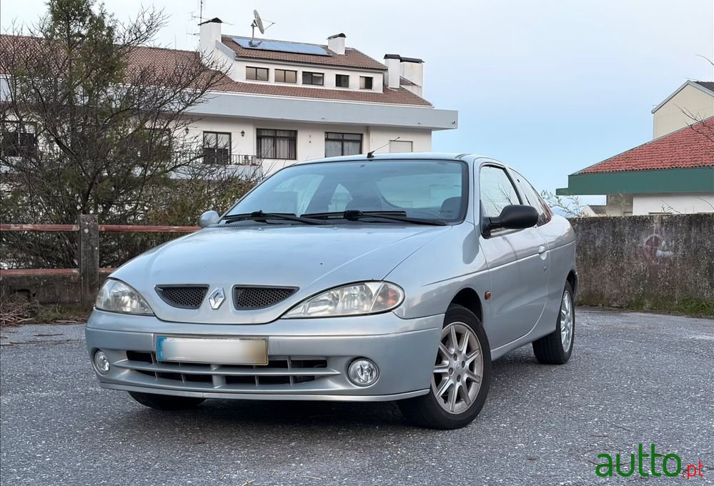 1999' Renault Mégane Coupe photo #1
