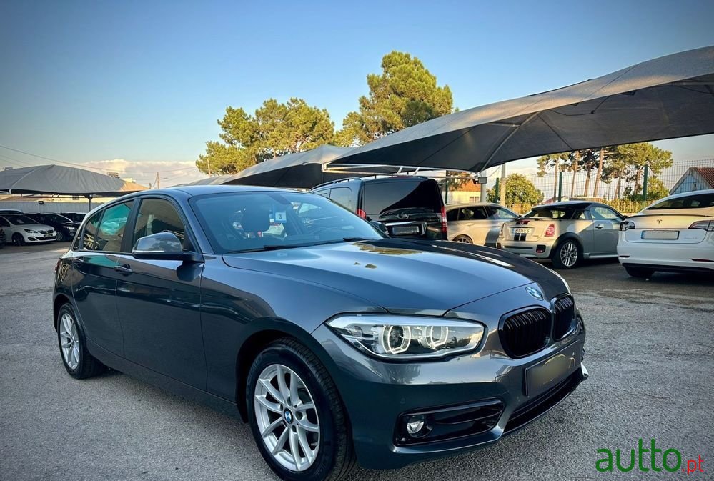 2018' BMW Série 1 D Line Sport Auto photo #3