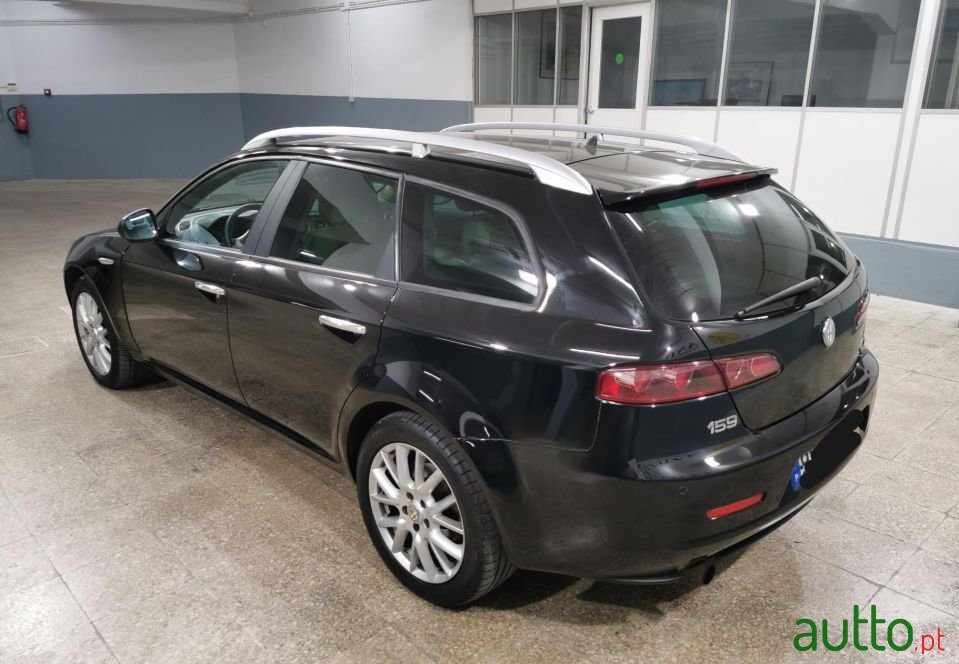 2008' Alfa Romeo 159 Sportwagon photo #6