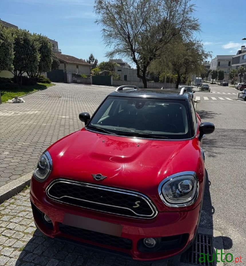 2019' MINI Countryman photo #2