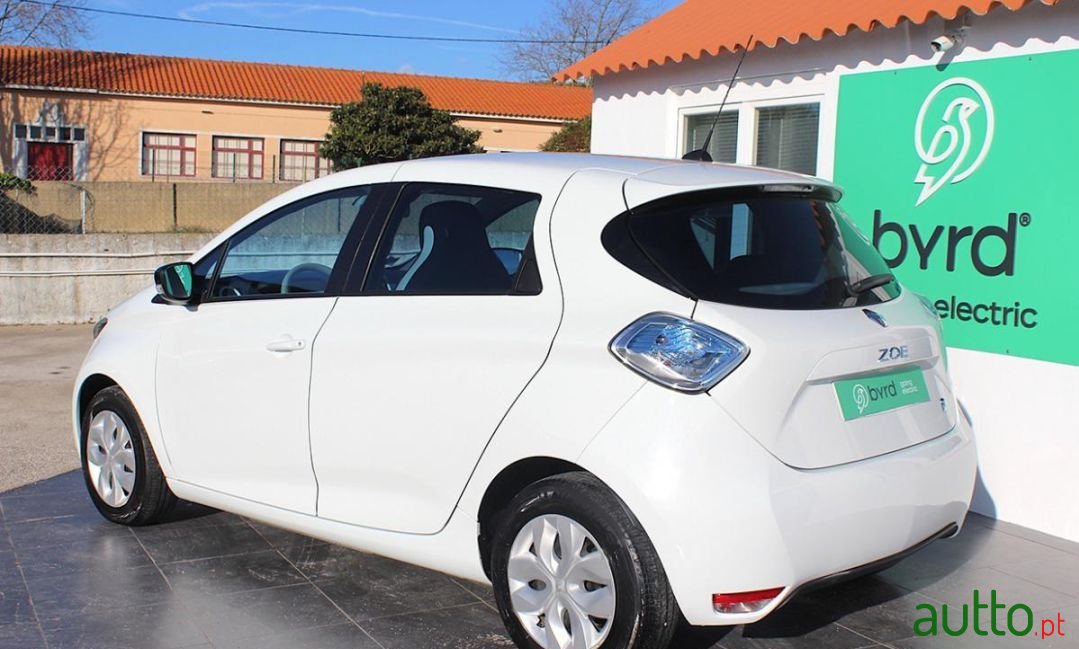 2015' Renault Zoe photo #3