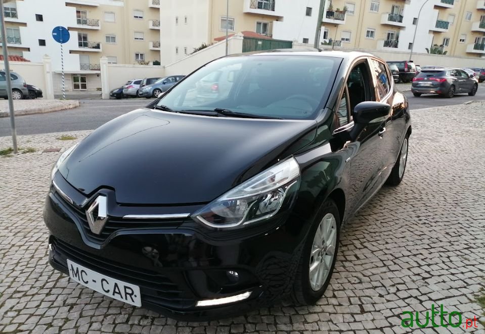 2018' Renault Clio photo #2