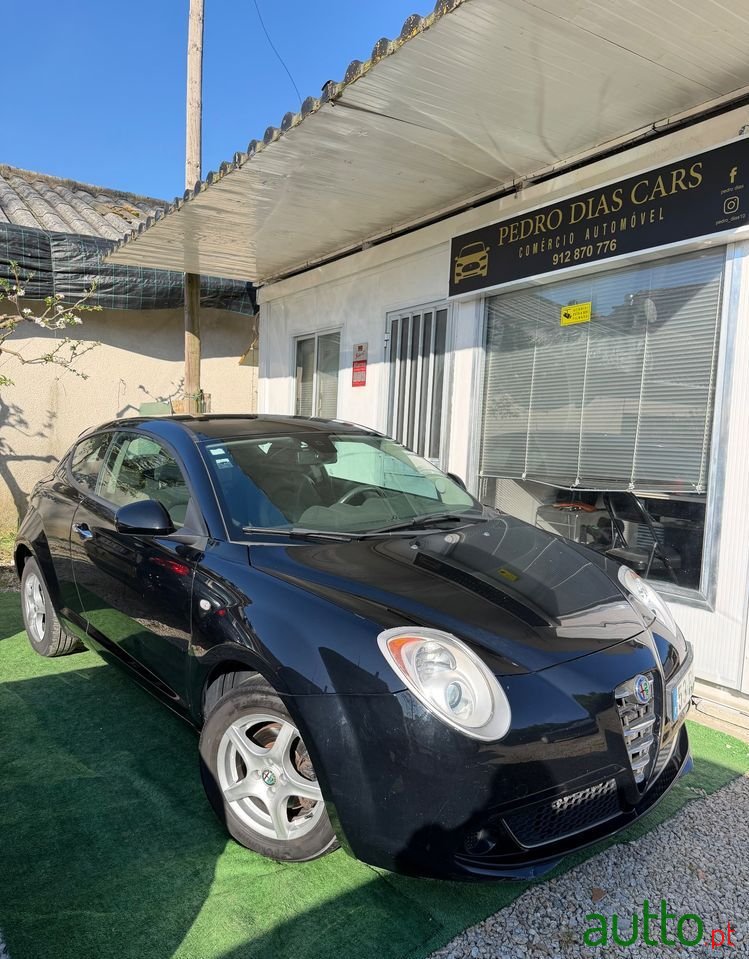 2011' Alfa Romeo MiTo photo #1