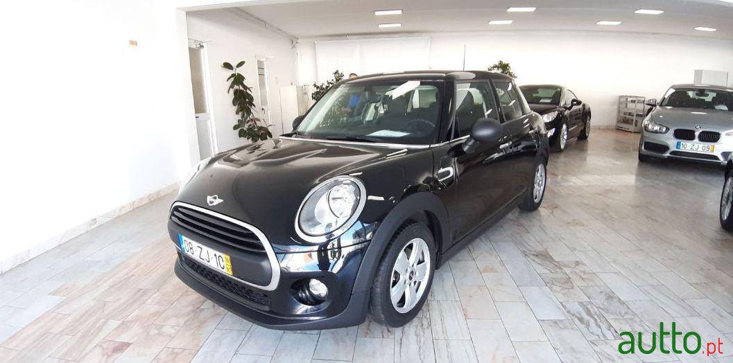 2016' MINI One First 1.2 photo #1