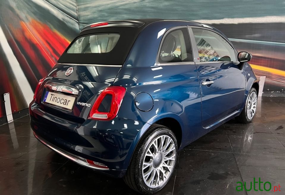 2022' Fiat 500C photo #2