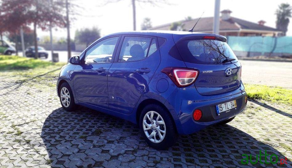 2017' Hyundai i10 photo #3