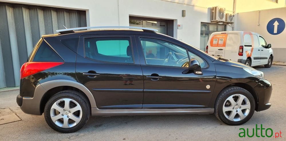 2008' Peugeot 207 Sw photo #5