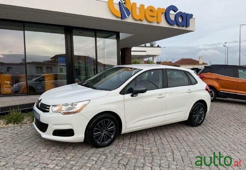 2017' Citroen C4 1.6 Bluehdi Feel photo #4