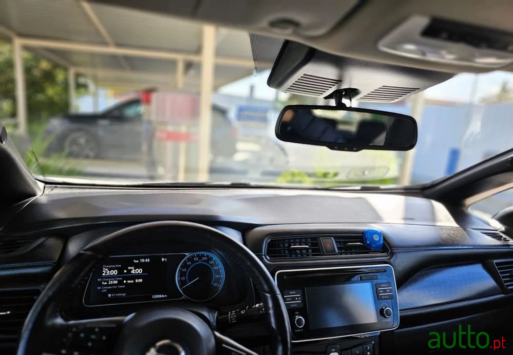 2018' Nissan Leaf 40 Kwh N-Connecta photo #5