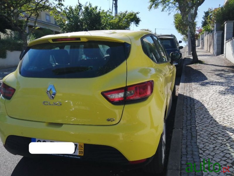 2014' Renault Clio photo #2