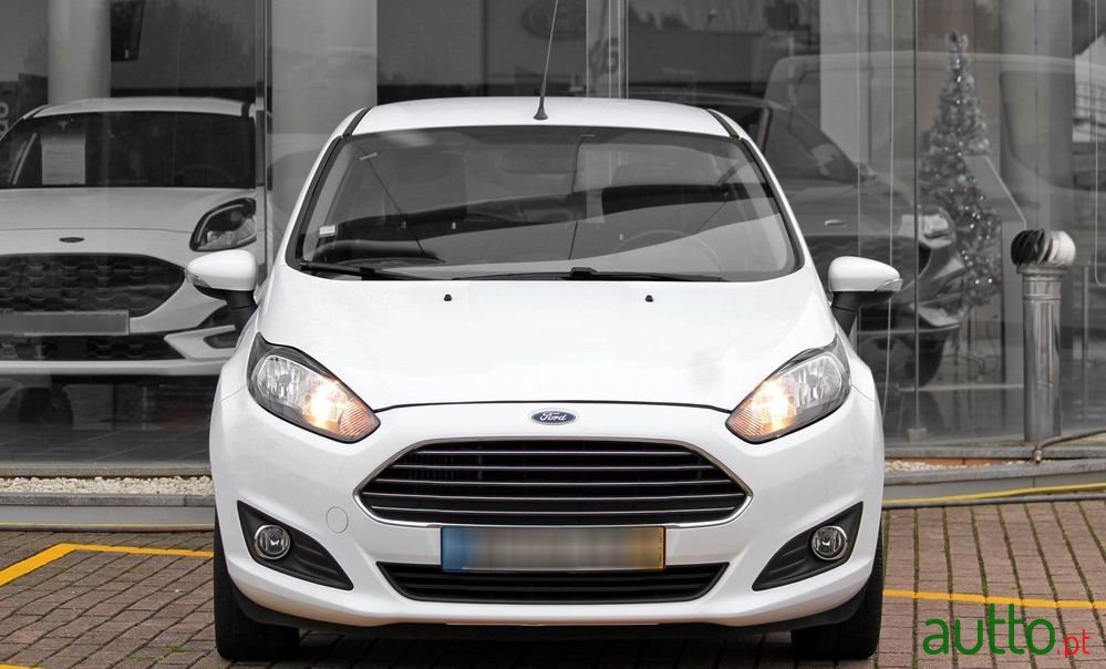 2015' Ford Fiesta 1.5 Tdci Trend photo #3