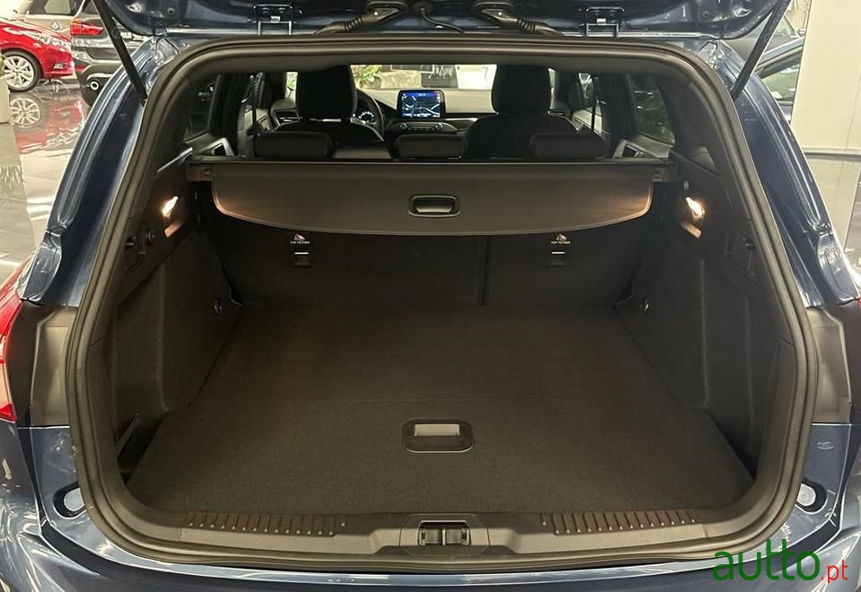 2021' Ford Focus Sw photo #5