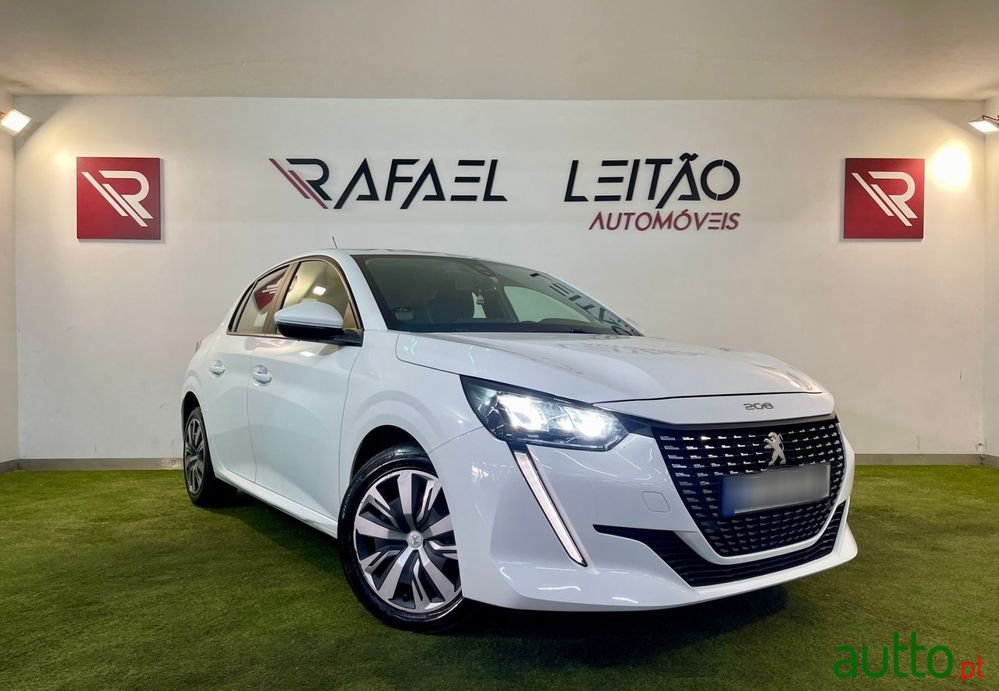 2020' Peugeot 208 photo #4