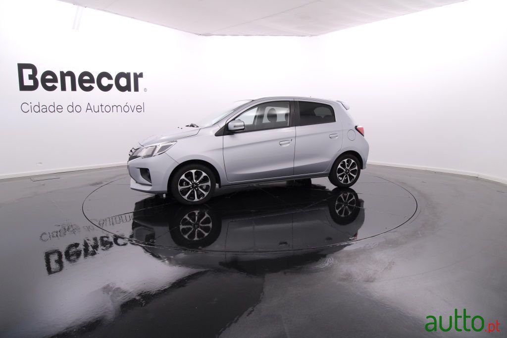 2022' Mitsubishi Space Star photo #2