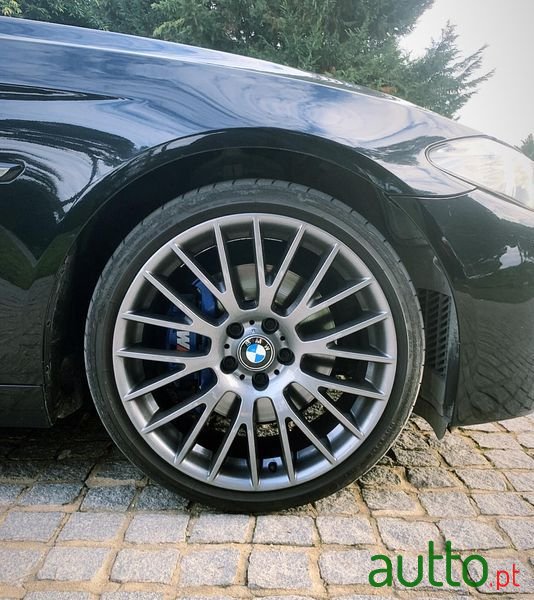 2011' BMW 535 photo #6