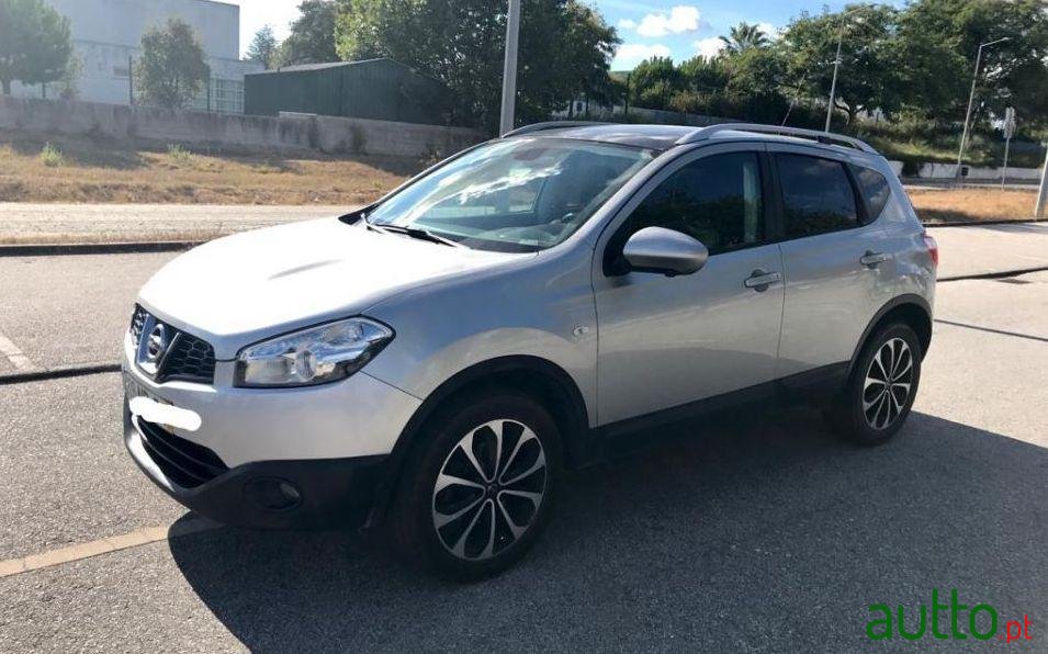 2012' Nissan Qashqai photo #3