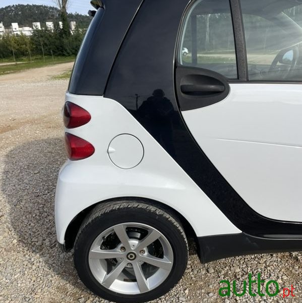 2010' Smart Fortwo photo #2