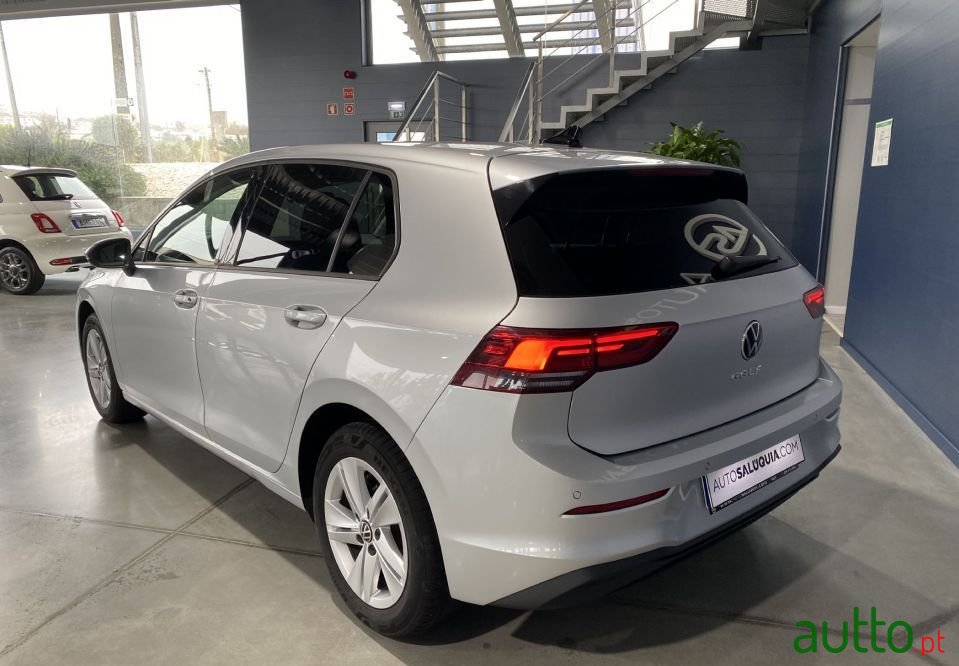 2021' Volkswagen Golf photo #3