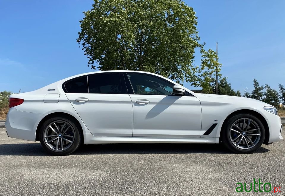 2019' BMW 530 photo #4